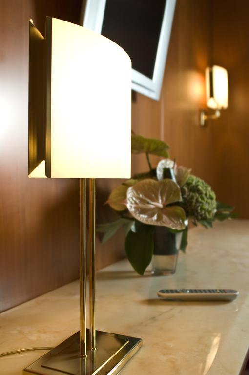 As Hotel Μόνζα Εξωτερικό φωτογραφία